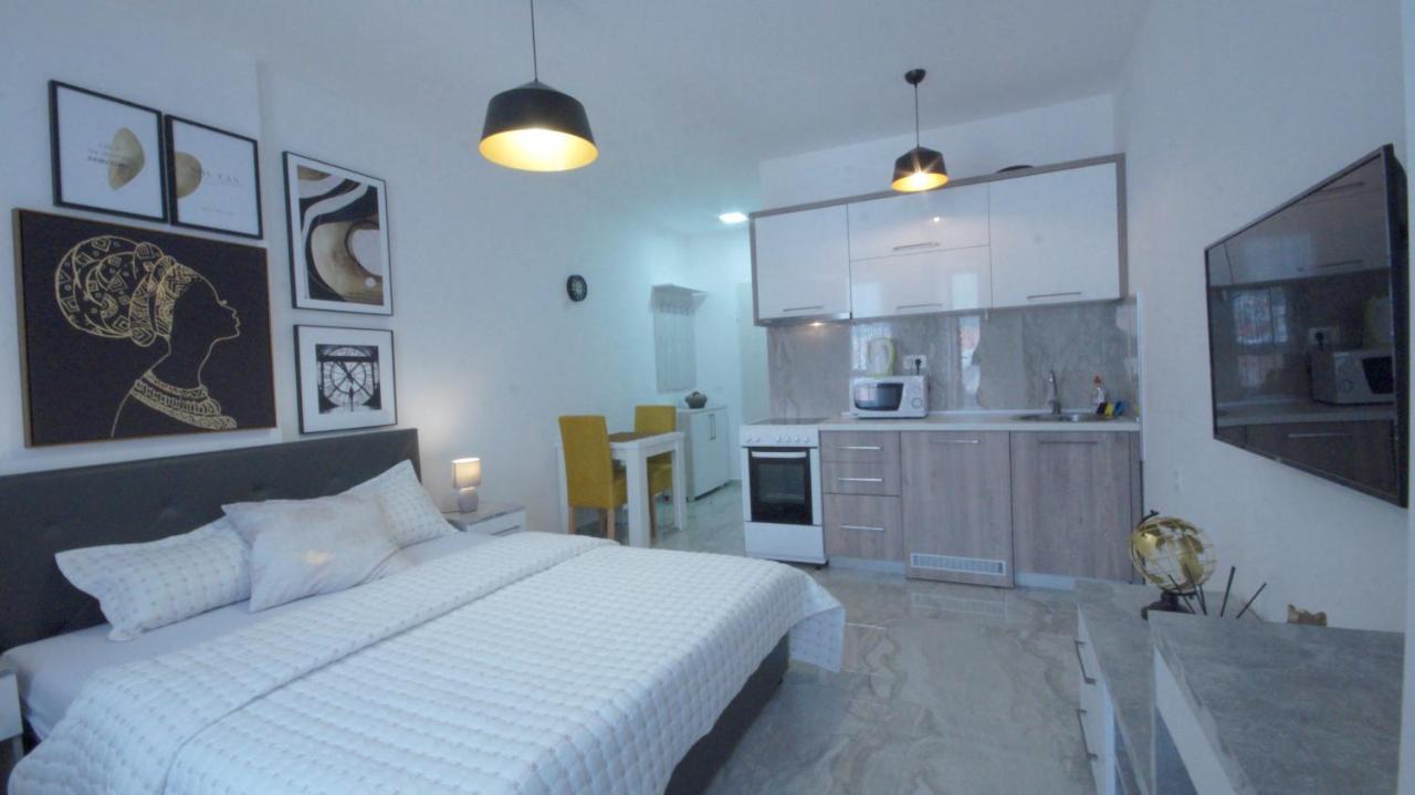 Mondi Azzurri Apartment Budva Bagian luar foto