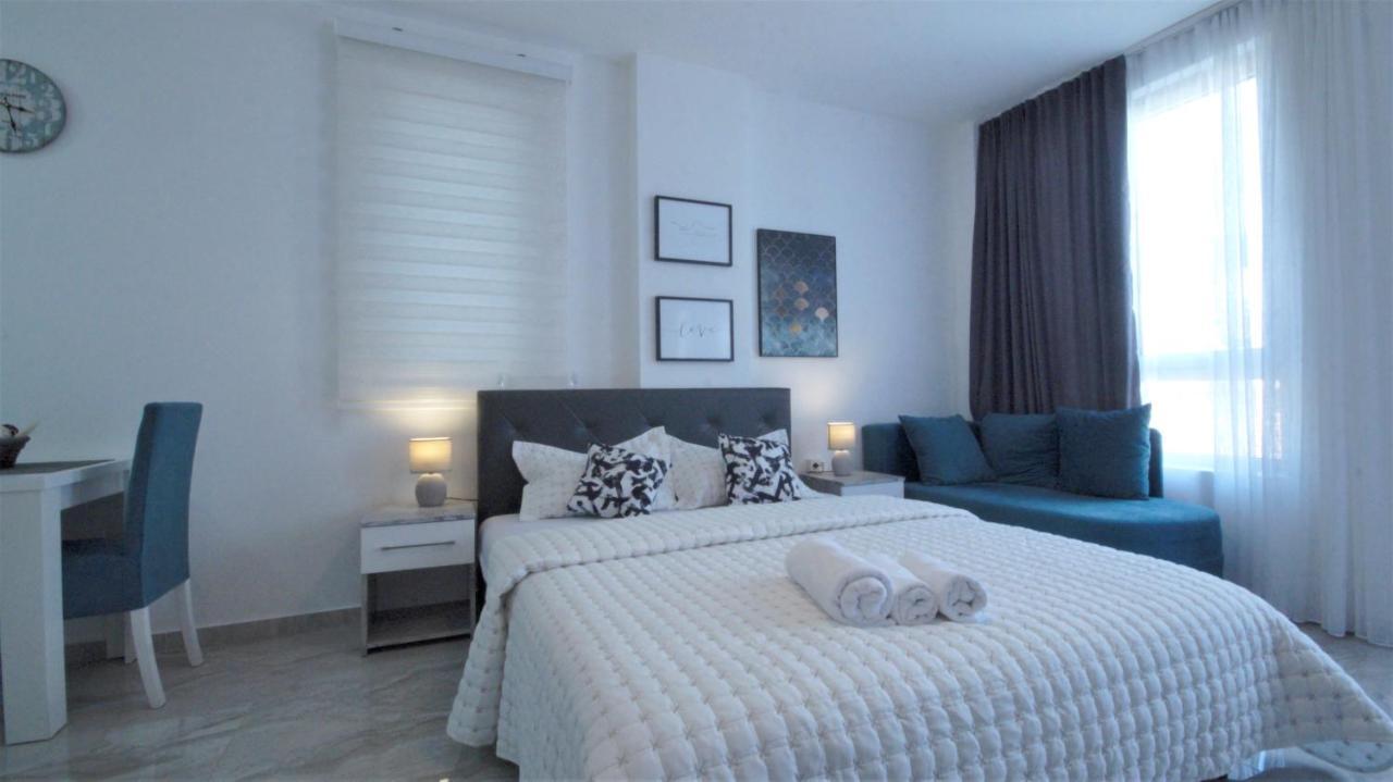 Mondi Azzurri Apartment Budva Bagian luar foto