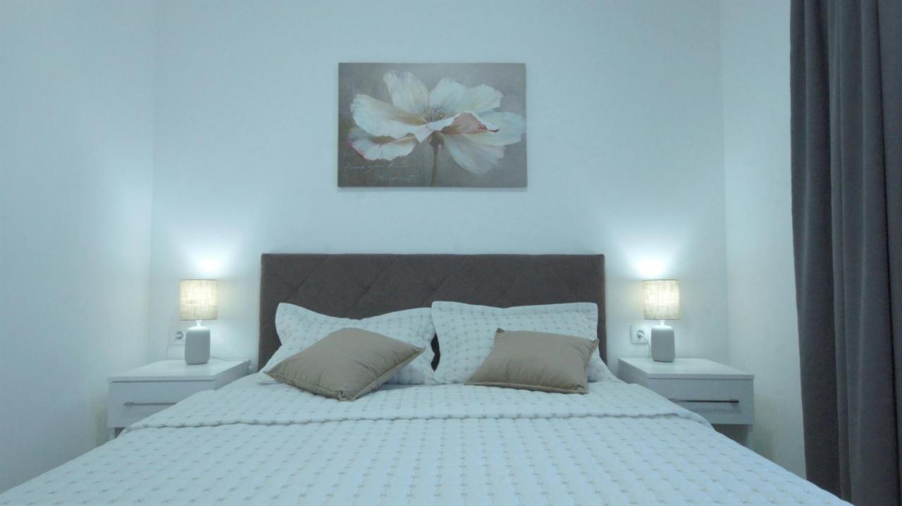 Mondi Azzurri Apartment Budva Bagian luar foto