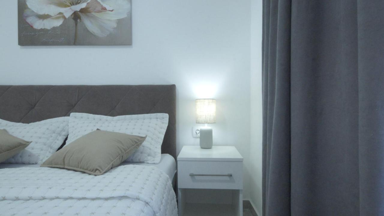 Mondi Azzurri Apartment Budva Bagian luar foto