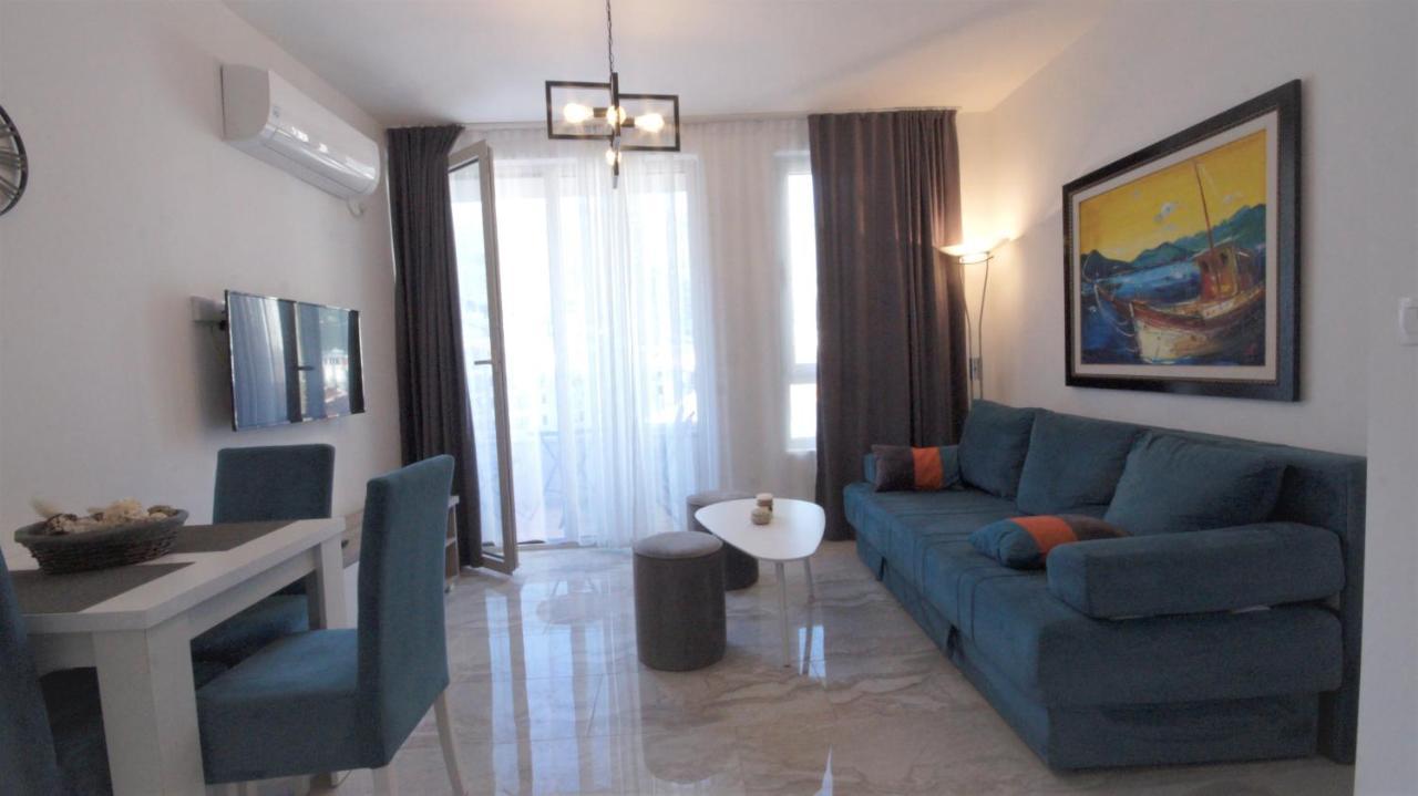 Mondi Azzurri Apartment Budva Bagian luar foto